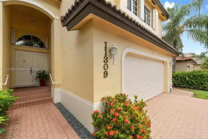 11309 NW 52nd Ln, Doral, FL 33178, Sold 02/29/24