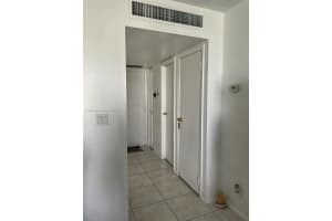 3475 N Country Club Dr APT 517, Aventura, FL 33180, Sold 12/05/23