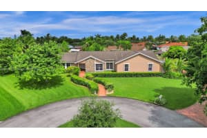 15211 SW 163rd St, Miami, FL 33187, Sold 06/17/24