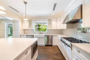 4531 N Bay Rd, Miami Beach, FL 33140, Sold 06/25/24