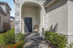 1424 SE 26th Rd, Homestead, FL 33035, Sold 10/27/23