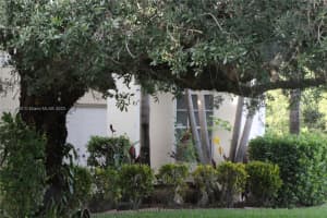 1368 Bayview Cir, Weston, FL 33326, Sold 11/20/23