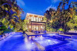 250 S Hibiscus Dr, Miami Beach, FL 33139, Sold 07/18/24