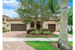 3695 NW 87th Ave, Hollywood, FL 33024, Sold 04/11/24