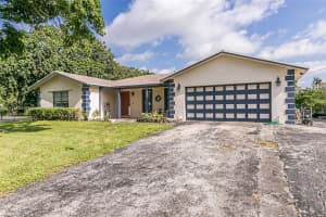 10851 SW 29th Pl, Davie, FL 33328, Sold 09/29/23