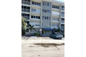 330 SE 2nd St #204h, Hallandale Beach, FL 33009, Sold 01/29/24