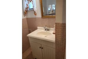 330 SE 2nd St #204h, Hallandale Beach, FL 33009, Sold 01/29/24
