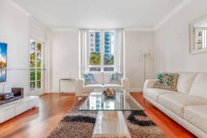 3901 S Ocean Dr #2o, Hollywood, FL 33019, Sold 10/16/23