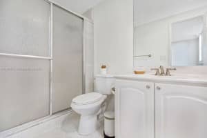 3901 S Ocean Dr #2o, Hollywood, FL 33019, Sold 10/16/23