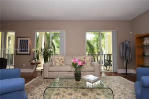 226 N Latitude Cir Apartment 305, Delray Beach, FL 33483, Sold 10/19/23