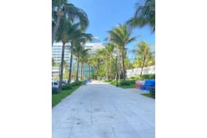 2899 Collins Ave APT 1746, Miami Beach, FL 33140, Sold 11/14/23