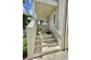 2604 SE 21st Ct 202 a, Homestead, FL 33035, Sold 10/17/23