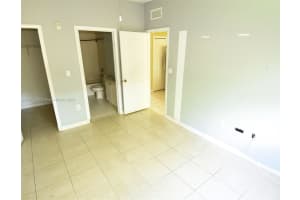 1543 SE 25th St UNIT 207, Homestead, FL 33035, Sold 03/01/24