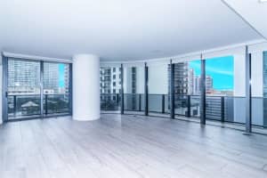 55 SW 9th St Apt 1106, Miami, FL 33130, Sold 12/04/23