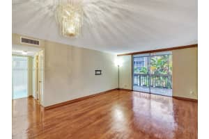 610 NE 12th Ave APT 207, Hallandale Beach, FL 33009, Sold 10/31/23