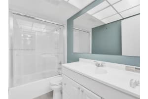 610 NE 12th Ave APT 207, Hallandale Beach, FL 33009, Sold 10/31/23