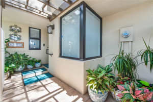 8120 SW 86th Terrace, Miami, FL 33143, Sold 11/16/23