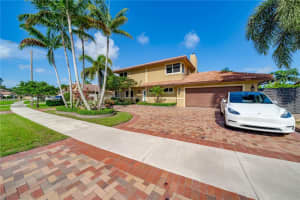 6951 E Wedgewood Ave, Davie, FL 33331, Sold 10/18/23