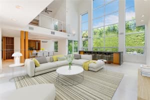 51 Island Dr, Key Biscayne, FL 33149, Sold 12/01/23