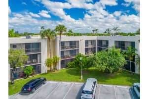 8035 SW 107th Ave APT 302, Miami, FL 33173, Sold 10/24/23