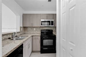 7989 NW 8th St APT 110D, Miami, FL 33126, Sold 12/27/23