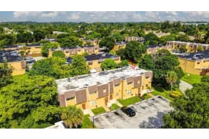 5742 Blueberry Ct #45, Lauderhill, FL 33313, Sold 10/20/23