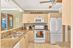 18100 N Bay Rd #1106, Sunny Isles Beach, FL 33160, Sold 11/08/23