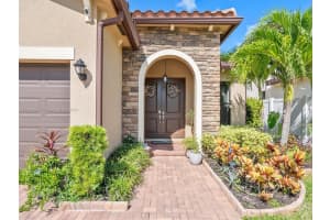4923 NW 51st Ter, Tamarac, FL 33319, Sold 10/13/23
