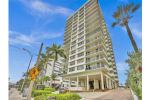 3725 S Ocean Dr ph01, Hollywood, FL 33019, Sold 09/27/23
