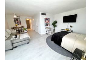 2899 Collins Ave APT 622, Miami Beach, FL 33140, Sold 11/02/23