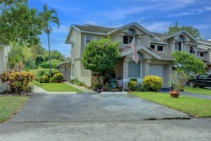 1934 Discovery Cir E, Deerfield Beach, FL 33442, Sold 10/24/23