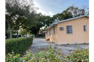 2451 NW 1st St, Miami, FL 33125, Sold 09/19/24