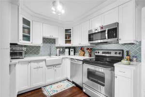 9350 Fontainebleau Blvd APT 506, Miami, FL 33172, Sold 10/25/23