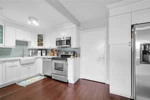 9350 Fontainebleau Blvd APT 506, Miami, FL 33172, Sold 10/25/23