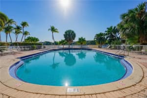 9365 Fontainebleau Blvd APT E224, Miami, FL 33172, Sold 11/17/23