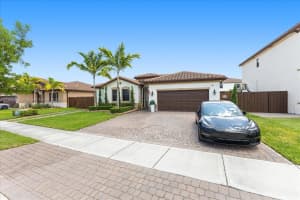 2534 SE 2nd St, Homestead, FL 33033, Sold 10/31/23