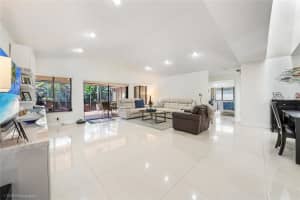 9800 NW 18th Pl, Plantation, FL 33322, Sold 11/13/23