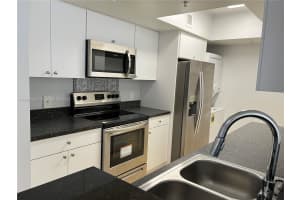 5085 NW 7th St, Miami, FL 33126, Sold 10/02/23