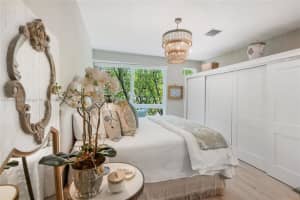 325 Meridian Ave APT 2, Miami Beach, FL 33139, Sold 01/24/24