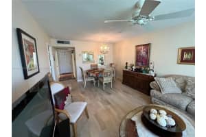 2200 Park Ln APT 204, Hollywood, FL 33021, Sold 11/09/23