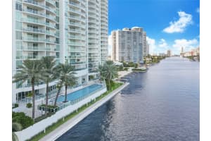 20201 E Country Club Dr APT 308, Aventura, FL 33180, Sold 11/27/23
