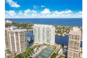 20201 E Country Club Dr APT 308, Aventura, FL 33180, Sold 11/27/23