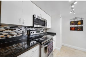 7601 E Treasure Dr APT 1824, North Bay Village, FL 33141, Sold 10/16/23