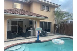 15343 SW 39th Ln, Miami, FL 33185, Sold 11/22/23