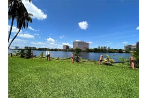 5201 NW 7th St APT 403, Miami, FL 33126, Sold 02/01/24
