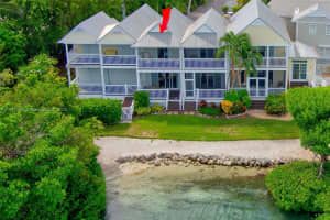 5002 Sunset Village Dr, Duck Key, FL 33050, Sold 03/14/24