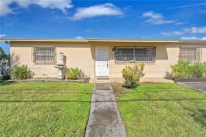 17230 NW 78th Ave, Hialeah, FL 33015, Sold 10/13/23