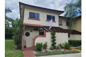 8821 NW 48th St, Sunrise, FL 33351, Sold 10/20/23