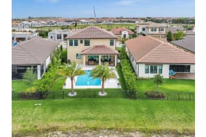 11880 N Baypoint Cir, Pompano Beach, FL 33076, Sold 01/12/24