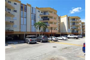 1750 W 46th St APT 430, Hialeah, FL 33012, Sold 10/31/23